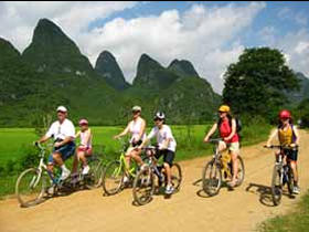 Biking in Rustic Yangshuo,Guilin