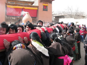 Local Tibetan gathering at Gomar Monastery during new year celebration 