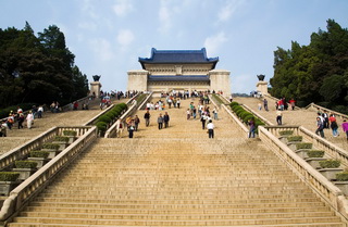 Dr.Sun Yet-sen's Mausoleum